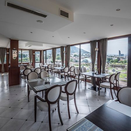 Hotel Rikhe Monika Tbilisi Bagian luar foto