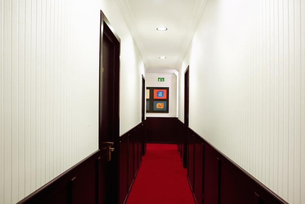 Hotel Rikhe Monika Tbilisi Bagian luar foto